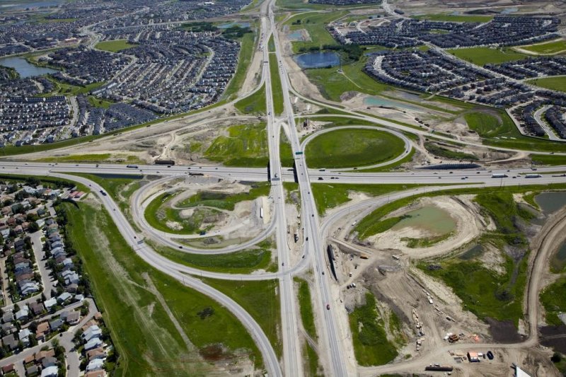 deerfoot-trail-se-july-2012