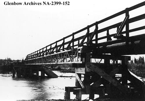 na-2399-152_1977_pedestrian_weaselhead_bridge